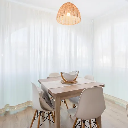 Apartment Golden Park Urb *